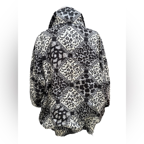 Active Studio Vintage Windbreaker Jacket - Picture 3 of 13